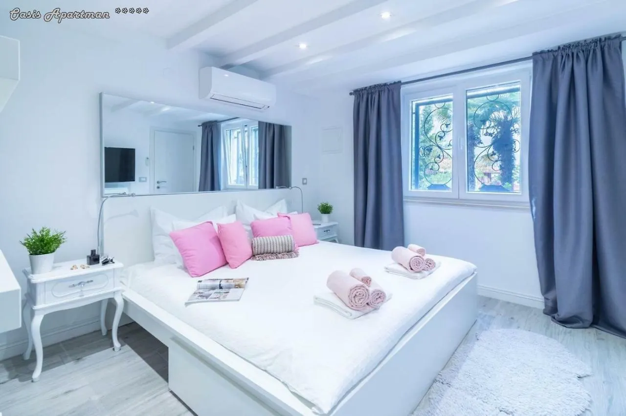Oasis Apartments أوباتيا كرواتيا